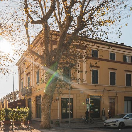Belvedere Luxury Apartment, View On The Lucca Walls Εξωτερικό φωτογραφία