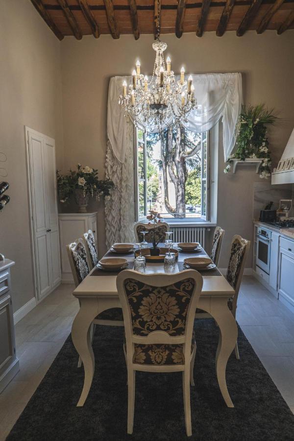 Belvedere Luxury Apartment, View On The Lucca Walls Εξωτερικό φωτογραφία