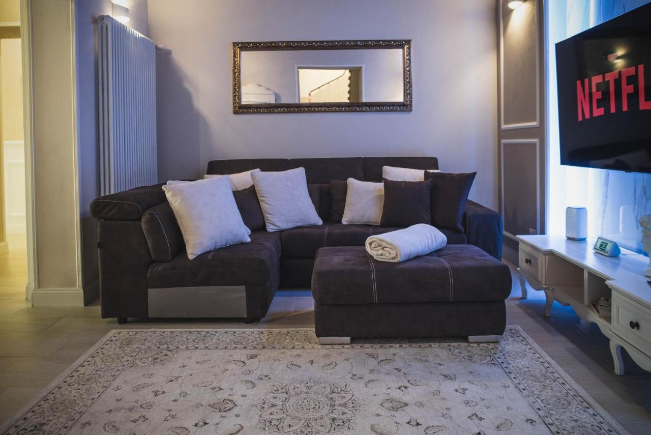 Belvedere Luxury Apartment, View On The Lucca Walls Εξωτερικό φωτογραφία