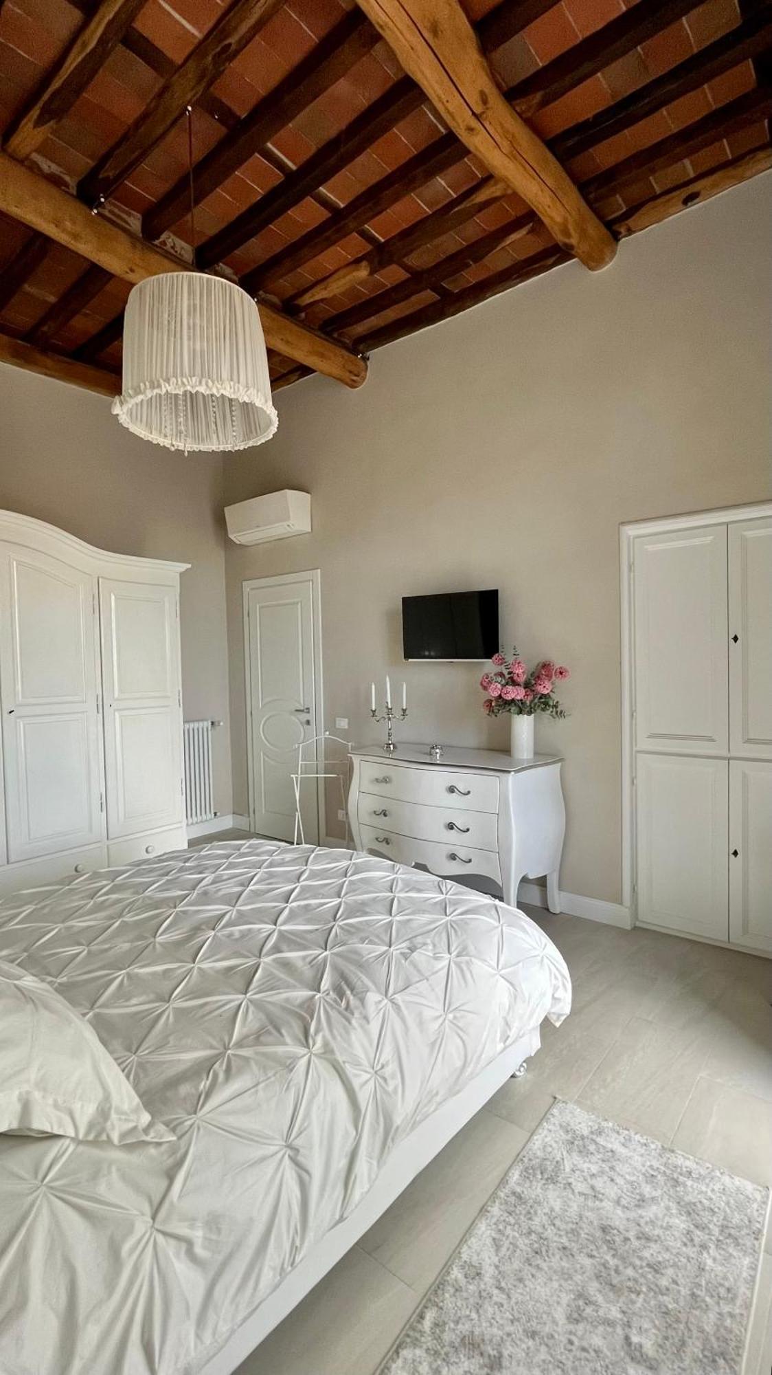 Belvedere Luxury Apartment, View On The Lucca Walls Εξωτερικό φωτογραφία